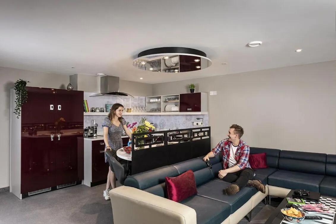 For Students Only Walnut Gardens In Exeter Apartment