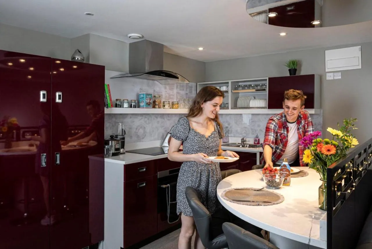 For Students Only Walnut Gardens In Exeter Apartment